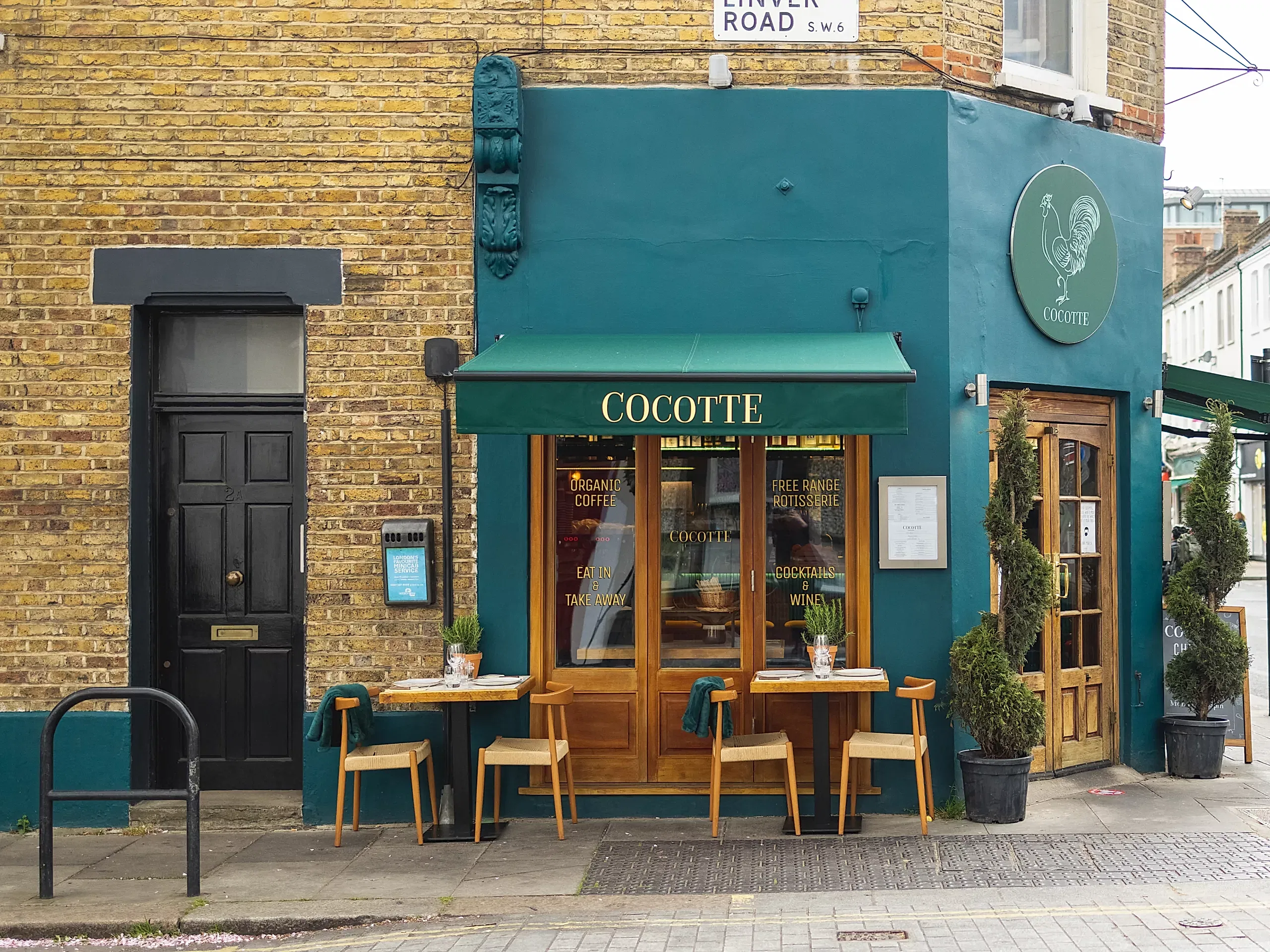 Outdoor view of Cocotte Parsons Green