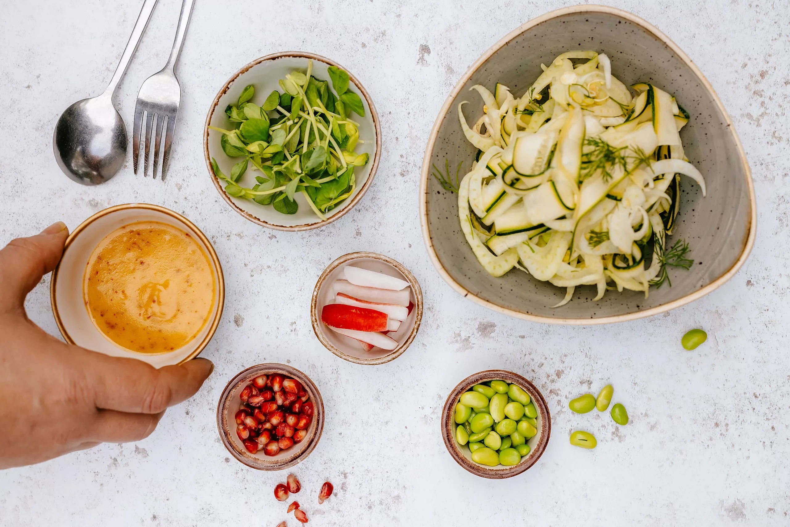 Preparation of a warm vegan salad